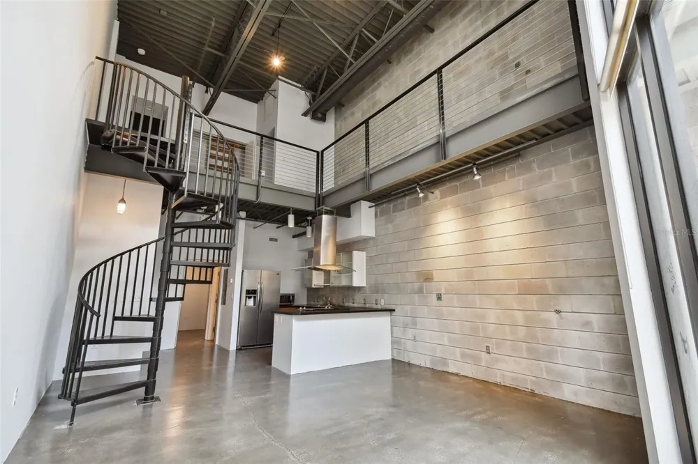 217 12TH STREET #116 Tampa, FL 33602