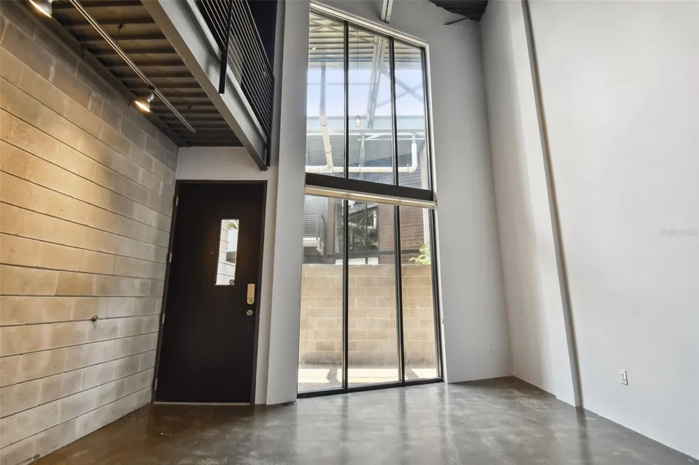 217 12TH STREET #116 Tampa, FL 33602