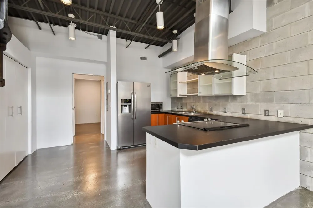 217 12TH STREET #116 Tampa, FL 33602