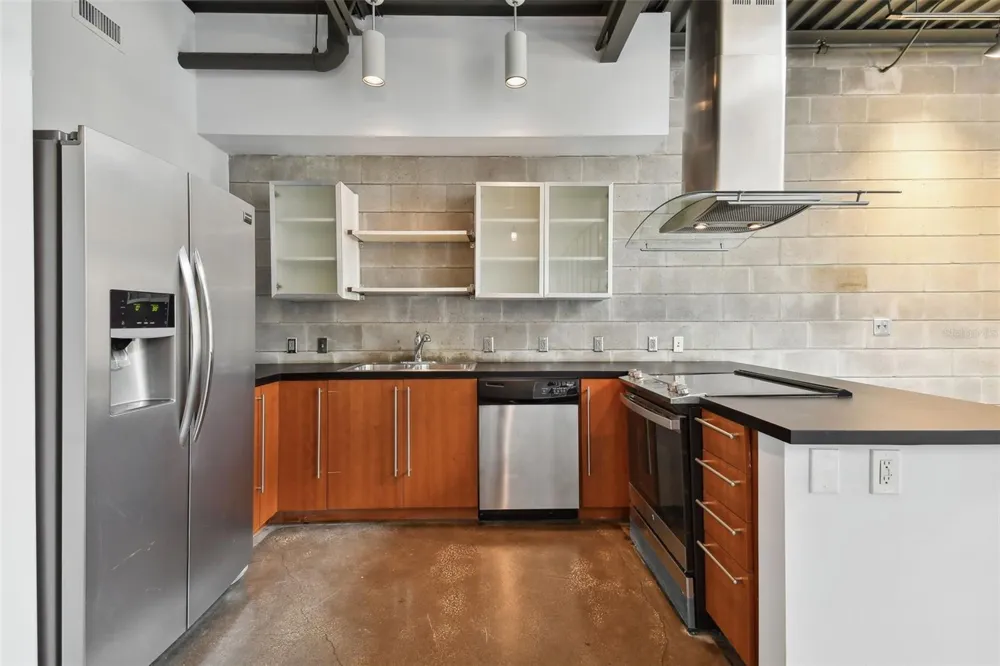 217 12TH STREET #116 Tampa, FL 33602