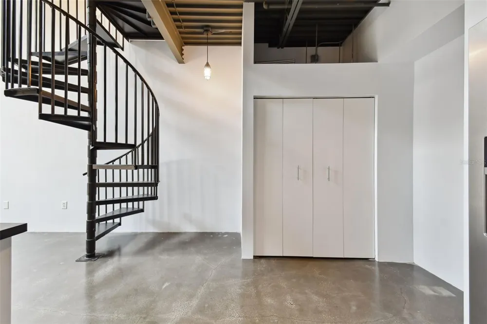 217 12TH STREET #116 Tampa, FL 33602