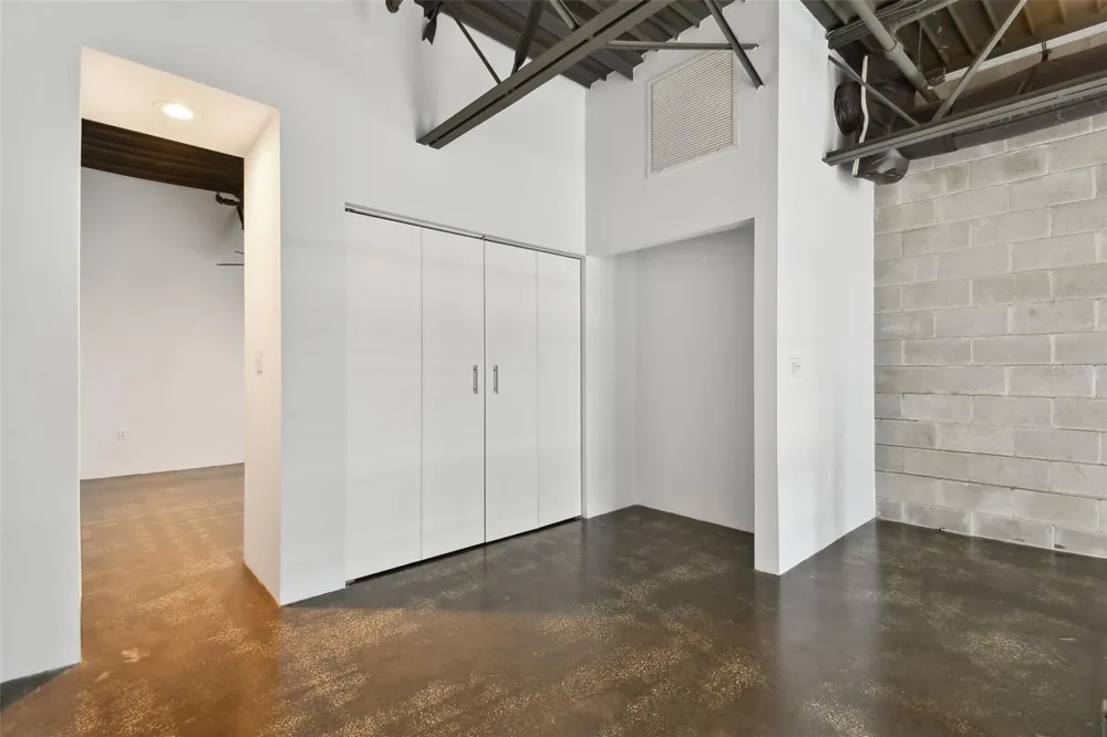 217 12TH STREET #116 Tampa, FL 33602