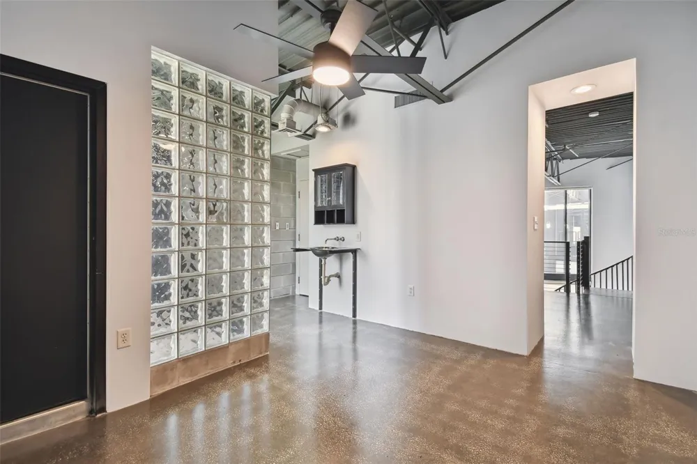 217 12TH STREET #116 Tampa, FL 33602