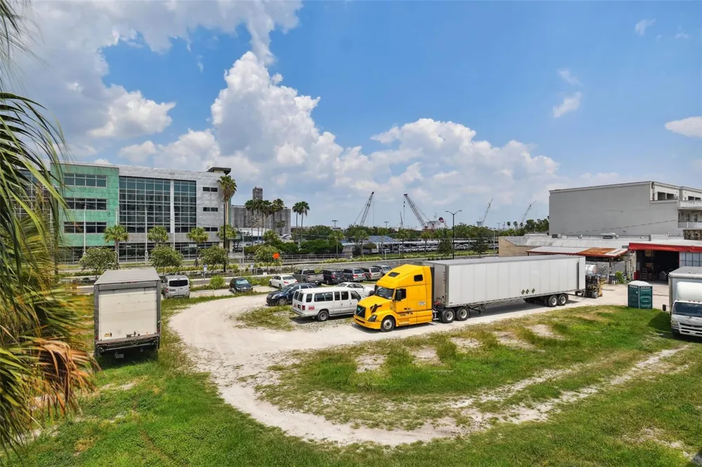 217 12TH STREET #116 Tampa, FL 33602