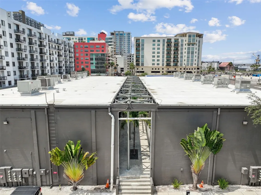 217 12TH STREET #116 Tampa, FL 33602