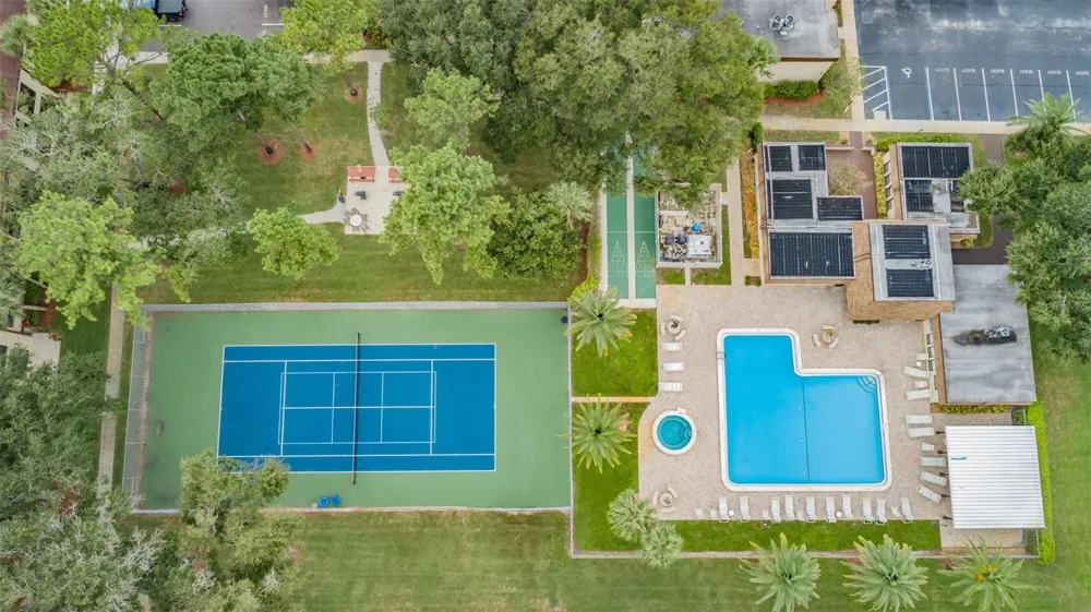 2400 WINDING CREEK BOULEVARD #17-103 Clearwater, FL 33761