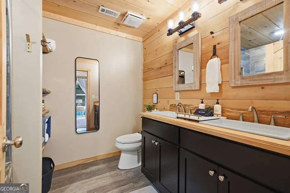 681 Catawba CIR Ellijay, GA 30540