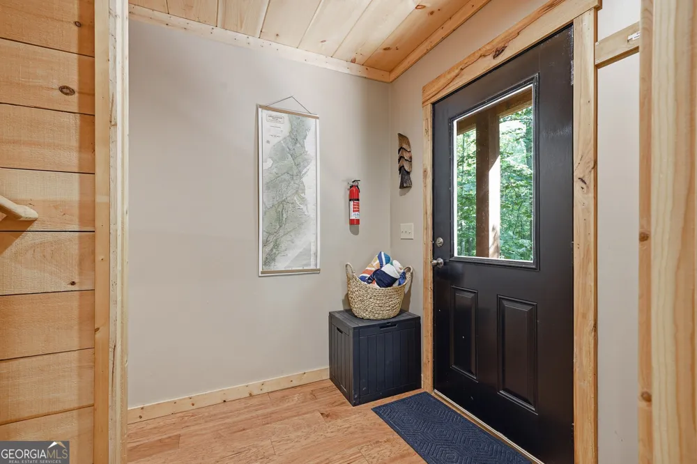 681 Catawba CIR Ellijay, GA 30540
