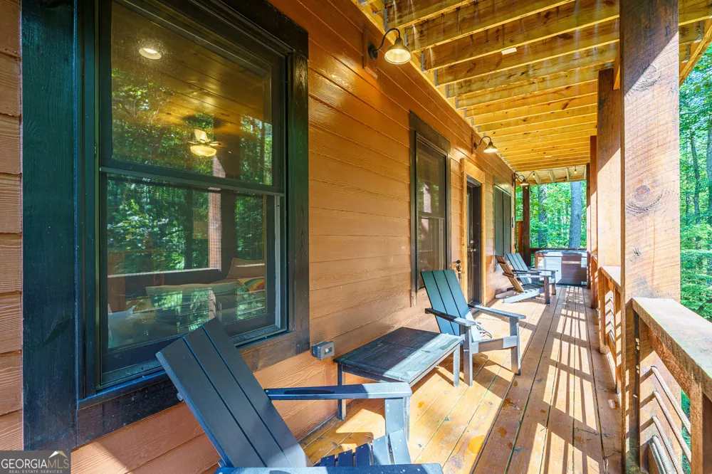681 Catawba CIR Ellijay, GA 30540