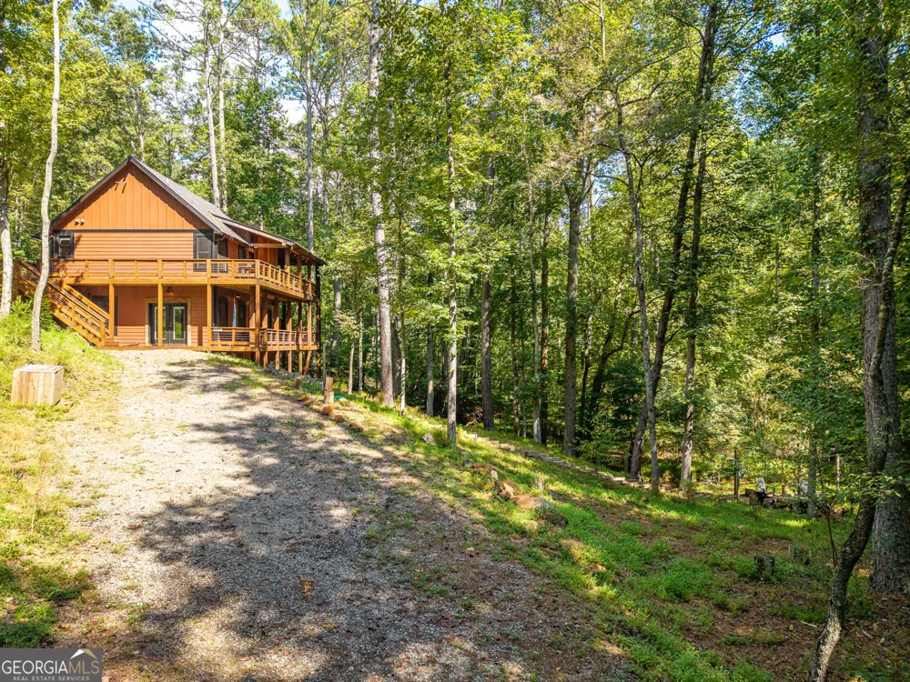 681 Catawba CIR Ellijay, GA 30540