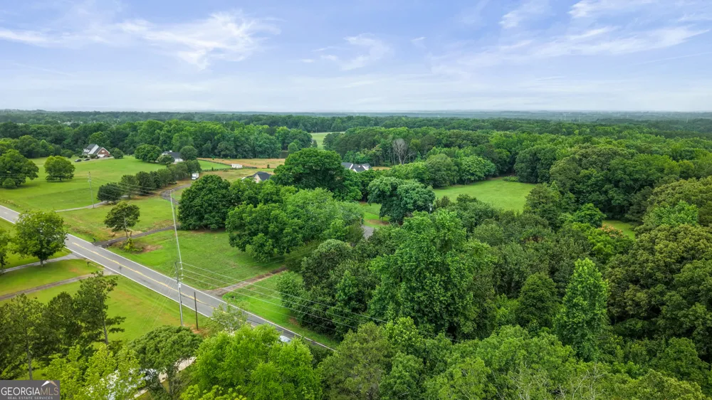 656 East Lake RD McDonough, GA 30252