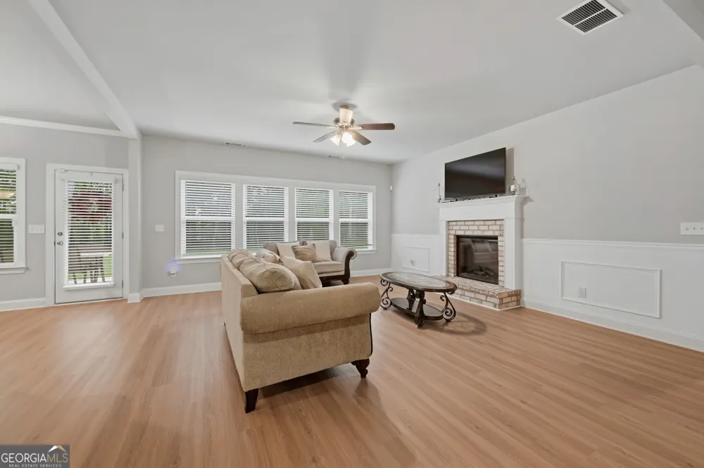 656 East Lake RD McDonough, GA 30252