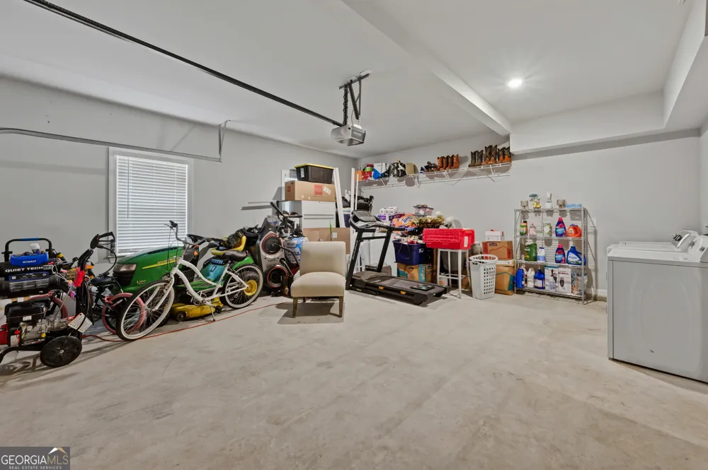 656 East Lake RD McDonough, GA 30252