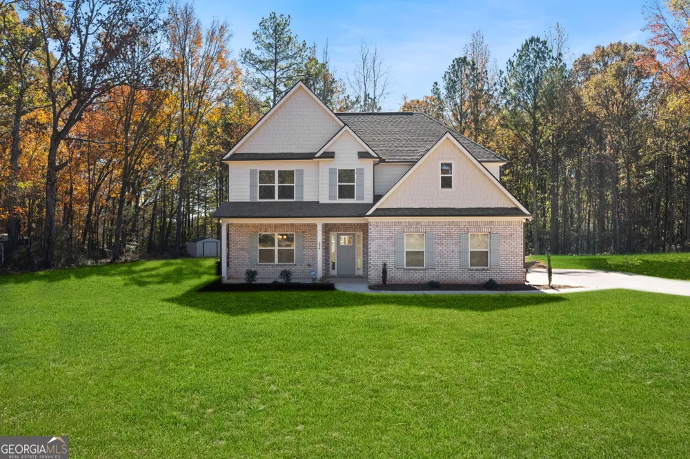 656 East Lake RD McDonough, GA 30252