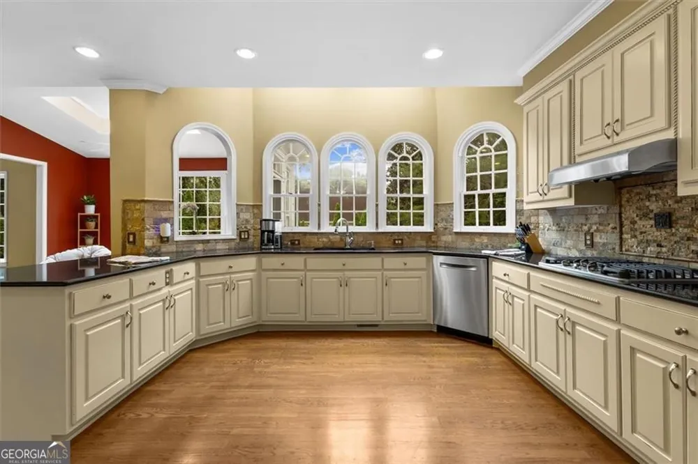 210 York Town CIR Johns Creek, GA 30097