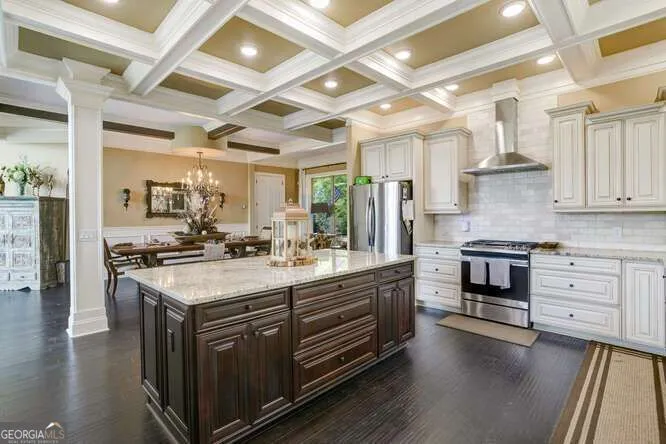 205 Hightower Ridge DR Hiawassee, GA 30546