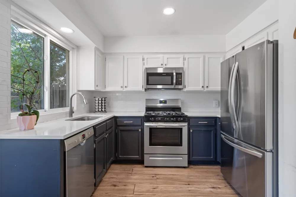 705 Chestnut Crossing Cedar Park, TX 78613