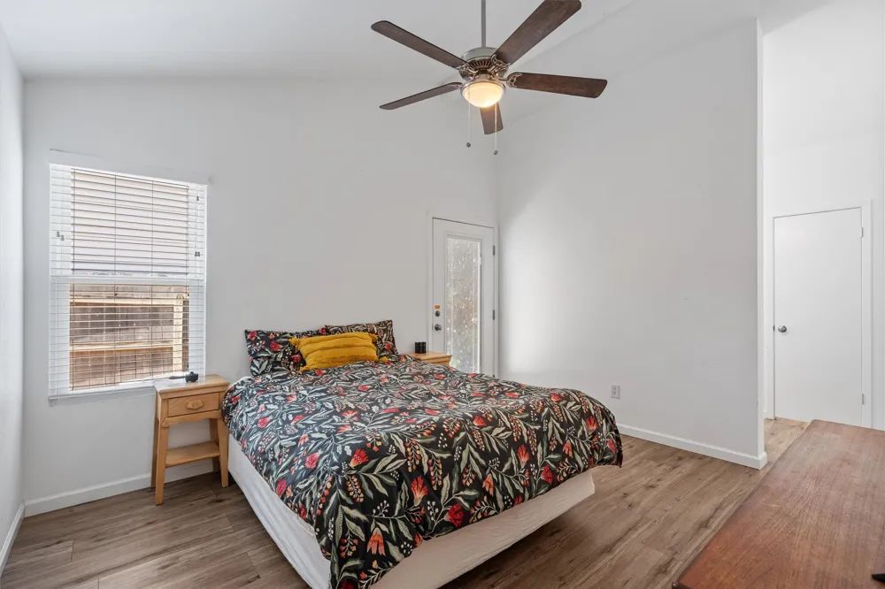 705 Chestnut Crossing Cedar Park, TX 78613