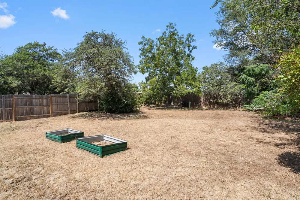 705 Chestnut Crossing Cedar Park, TX 78613