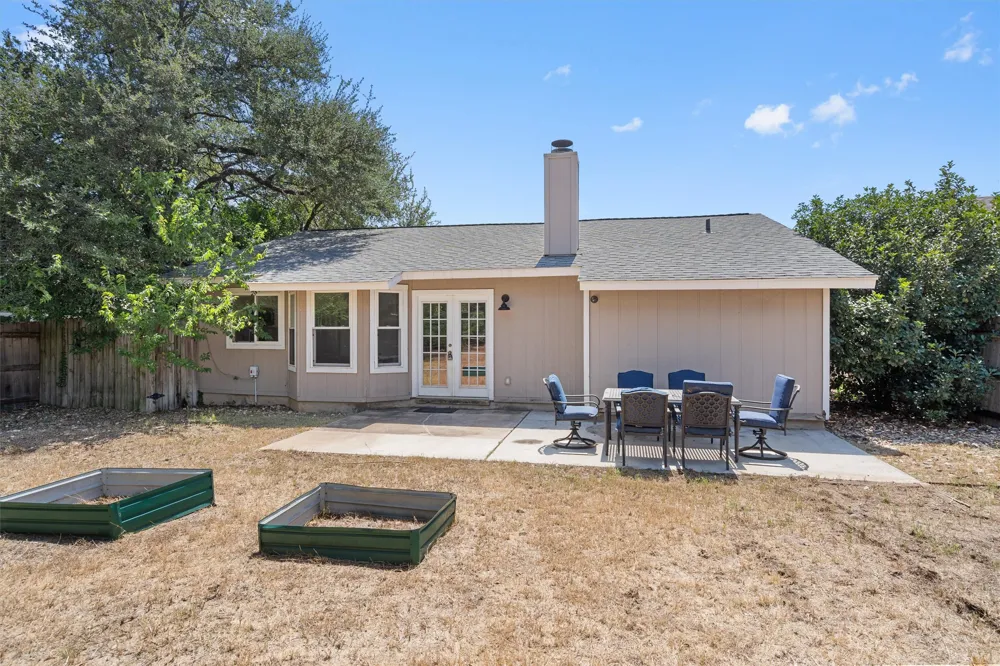 705 Chestnut Crossing Cedar Park, TX 78613