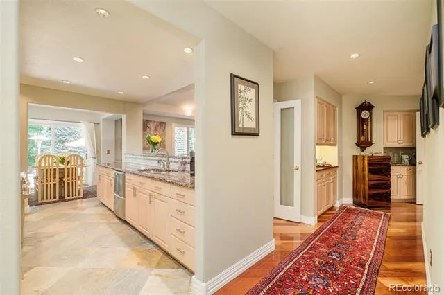 41 Silver Fox Circle Littleton, CO 80121