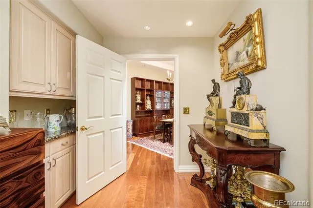 41 Silver Fox Circle Littleton, CO 80121