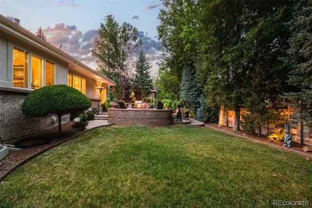41 Silver Fox Circle Littleton, CO 80121