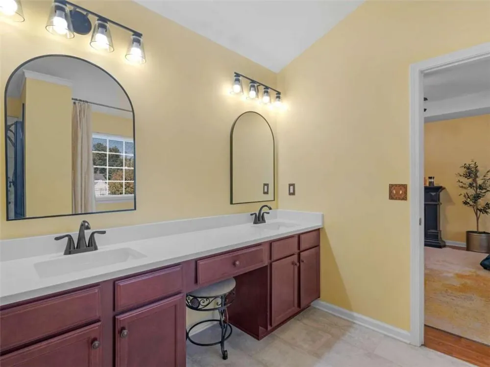 708 Denise Court McDonough, GA 30252