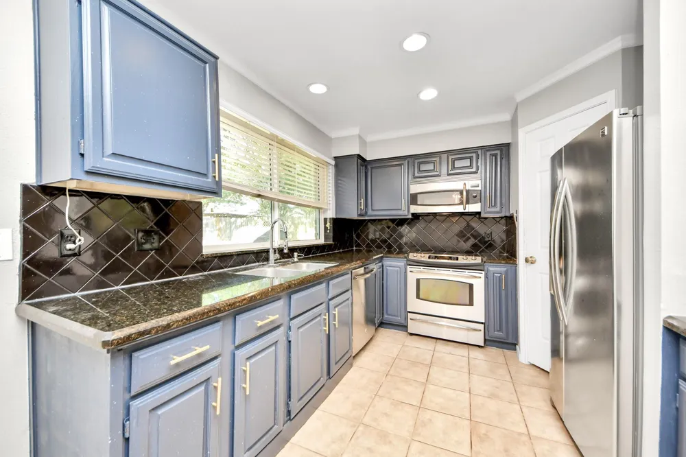 3402 Hidden Creek Drive Sugar Land, TX 77479