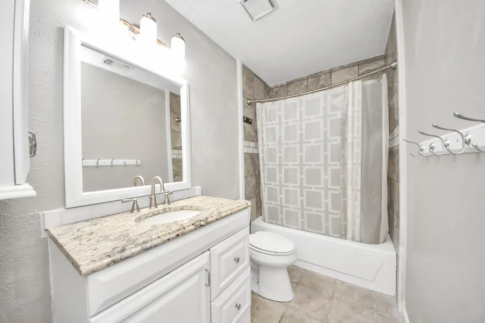 3402 Hidden Creek Drive Sugar Land, TX 77479