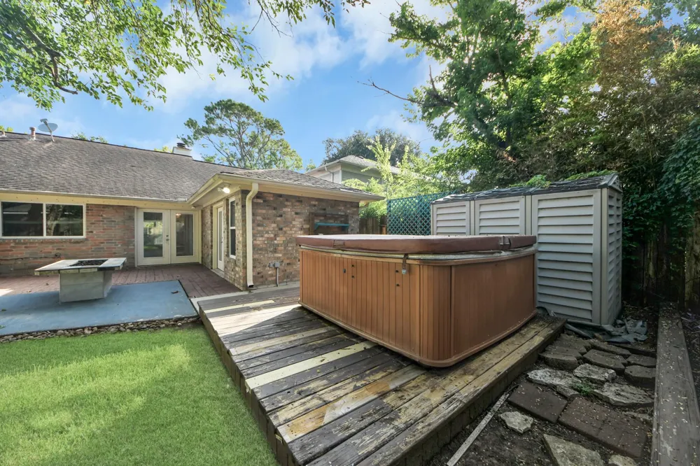 3402 Hidden Creek Drive Sugar Land, TX 77479