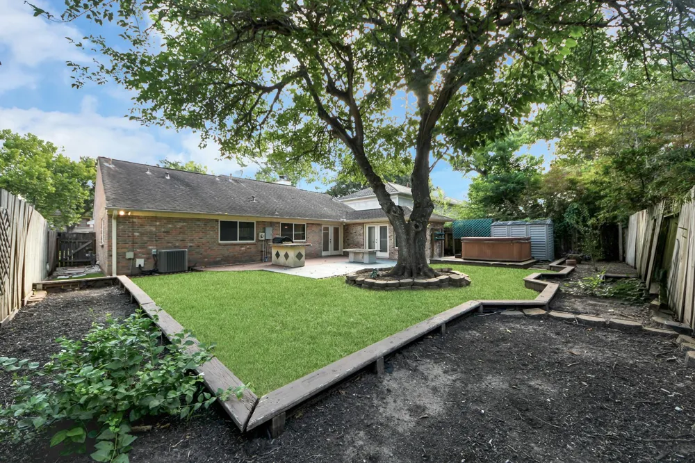 3402 Hidden Creek Drive Sugar Land, TX 77479