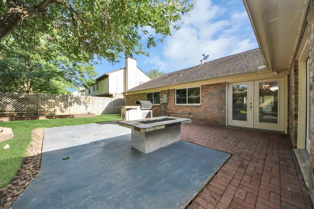3402 Hidden Creek Drive Sugar Land, TX 77479