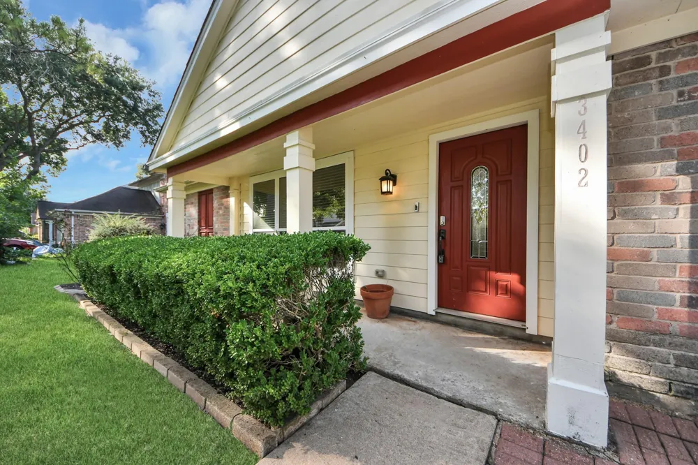 3402 Hidden Creek Drive Sugar Land, TX 77479