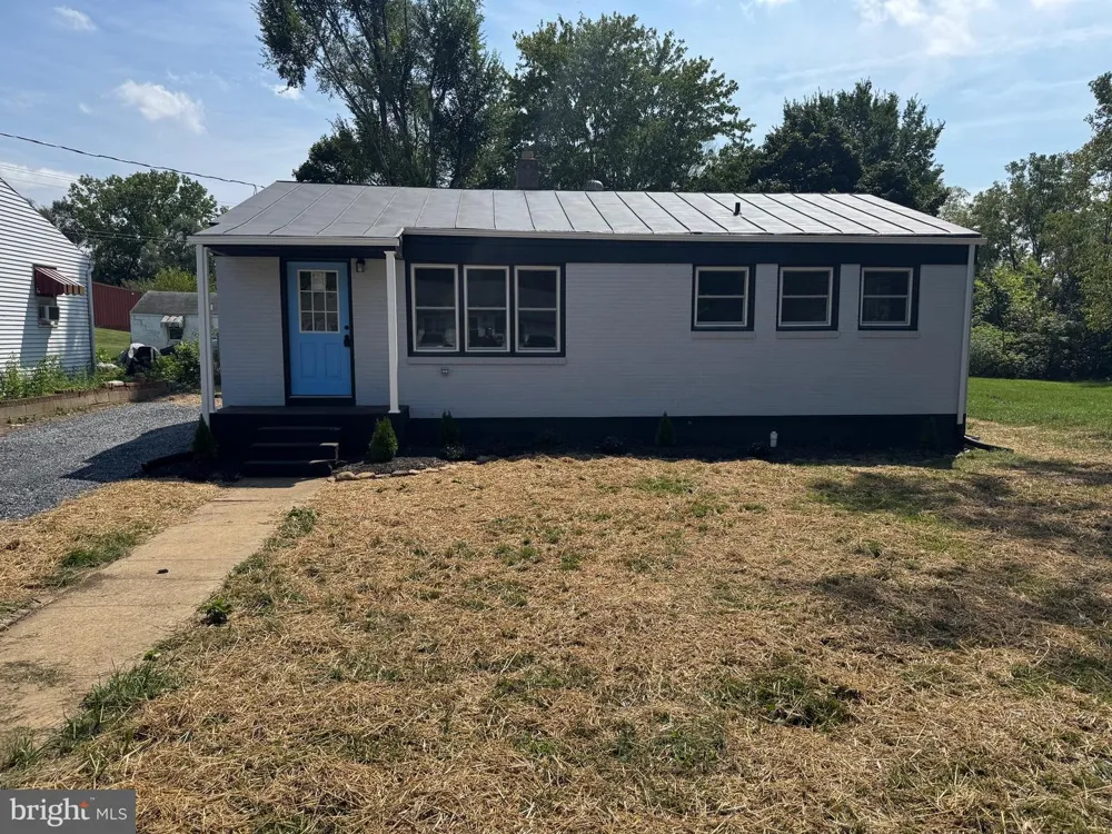 874 JEFFERSON STREET Harrisonburg, VA 22802