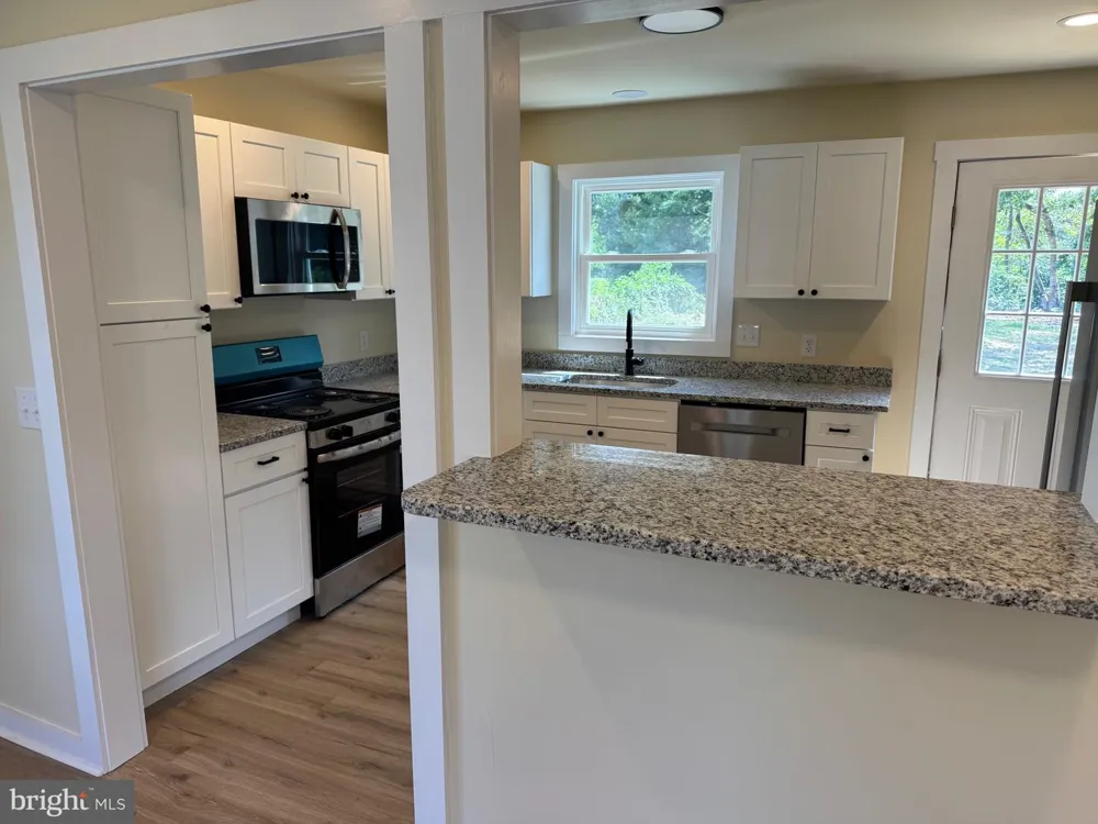 874 JEFFERSON STREET Harrisonburg, VA 22802