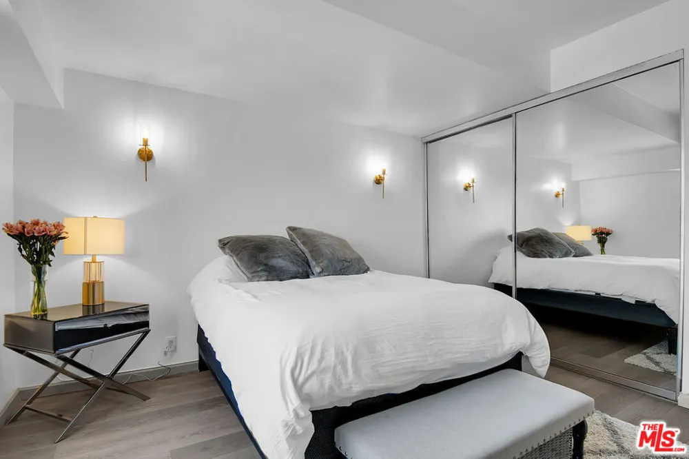 1155 La Cienega Boulevard #1103 West Hollywood, CA 90069