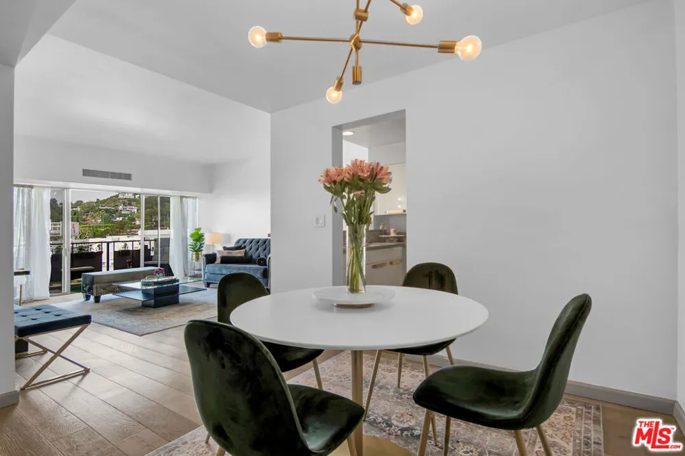 1155 La Cienega Boulevard #1103 West Hollywood, CA 90069