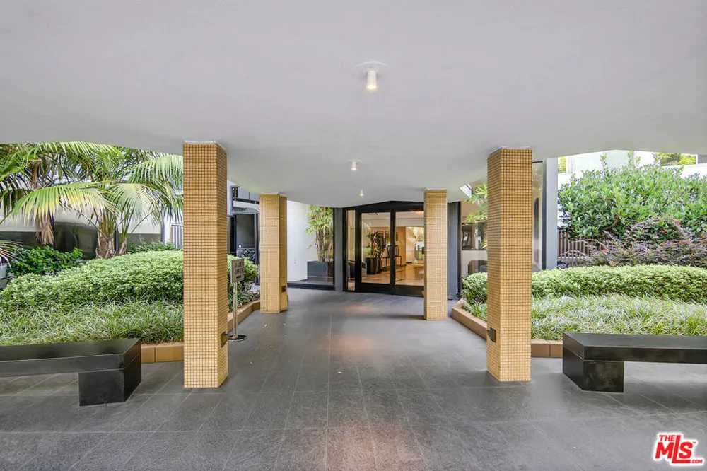 1155 La Cienega Boulevard #1103 West Hollywood, CA 90069