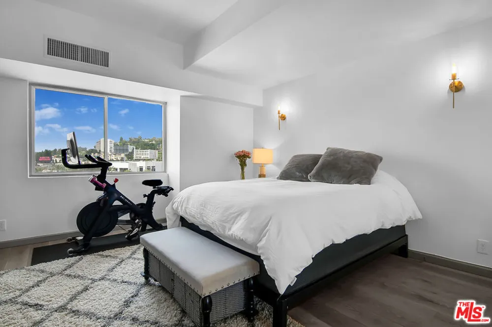 1155 La Cienega Boulevard #1103 West Hollywood, CA 90069