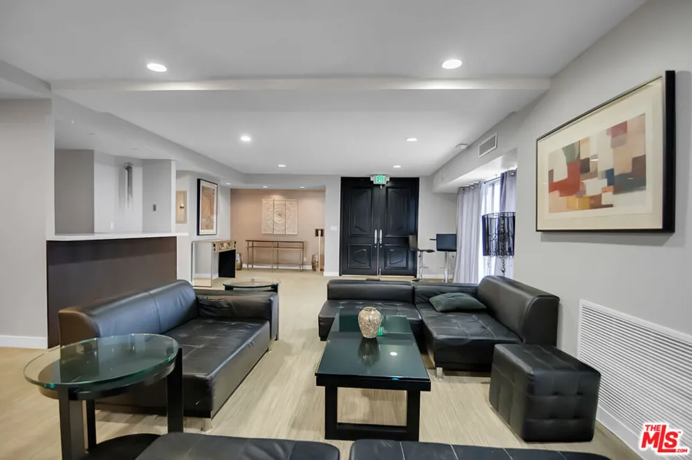 1155 La Cienega Boulevard #1103 West Hollywood, CA 90069