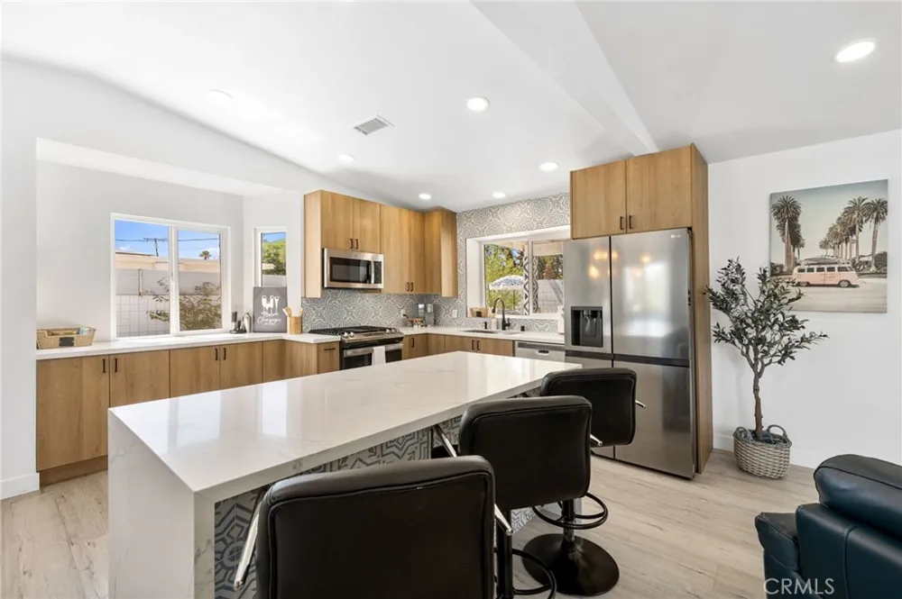 3030 E Vincentia Palm Springs, CA 92262