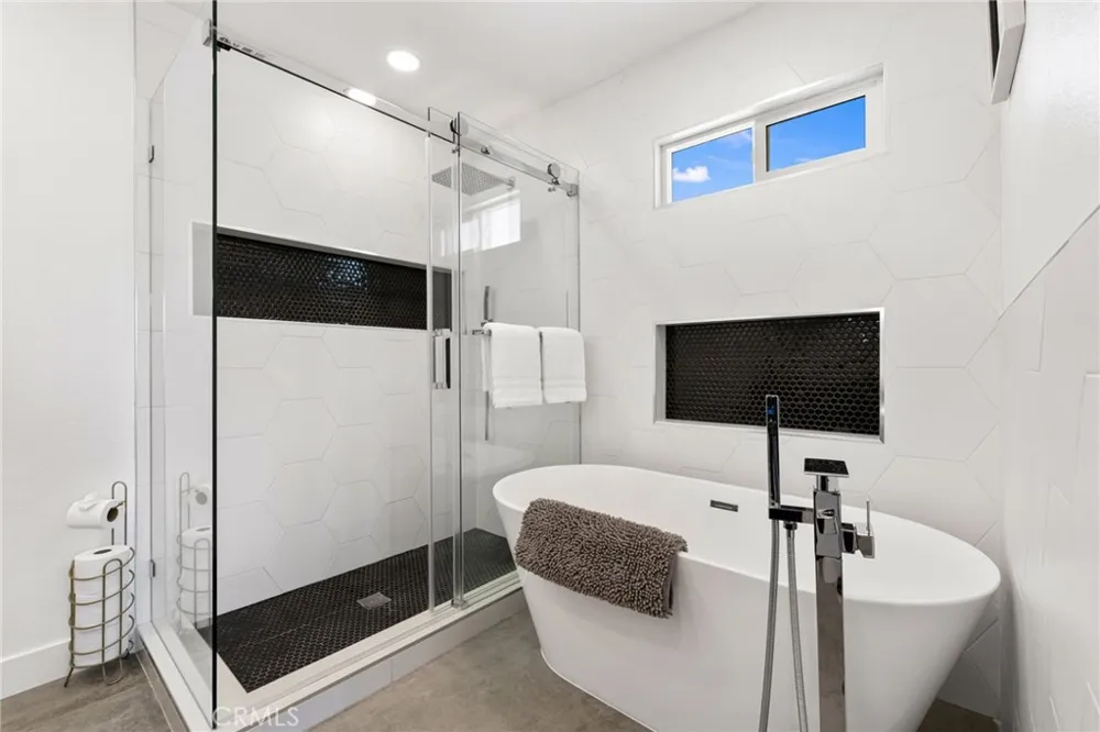 3030 E Vincentia Palm Springs, CA 92262
