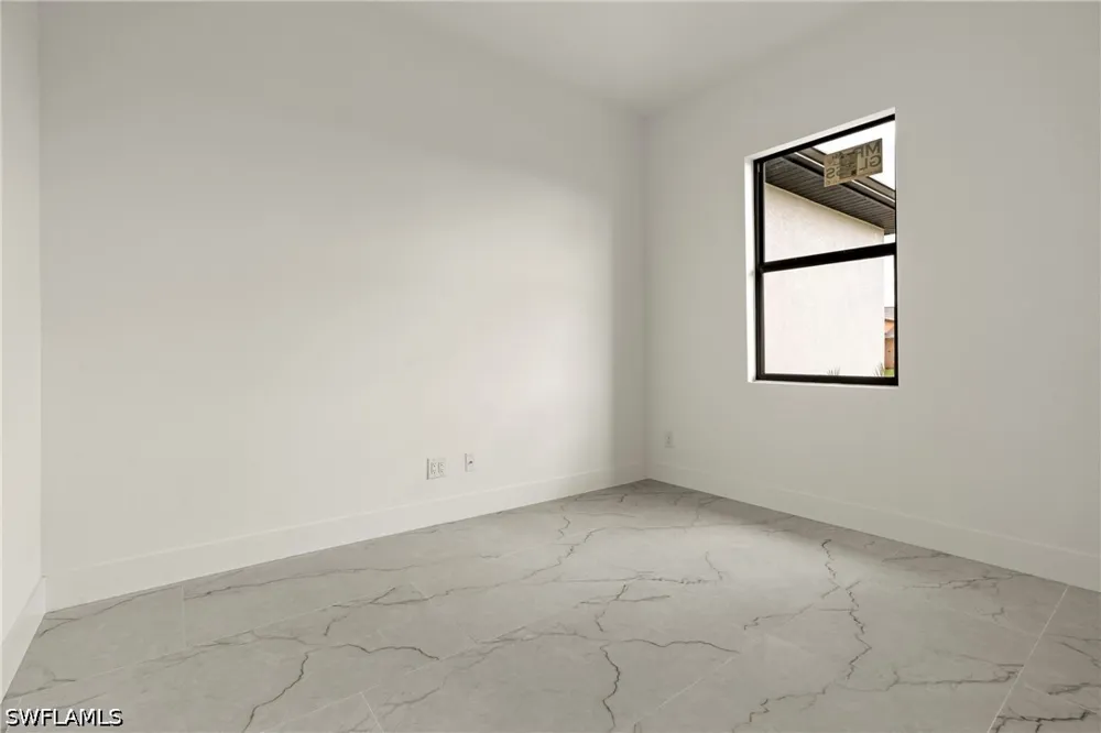 Colyer Street E Lehigh Acres, FL 33974