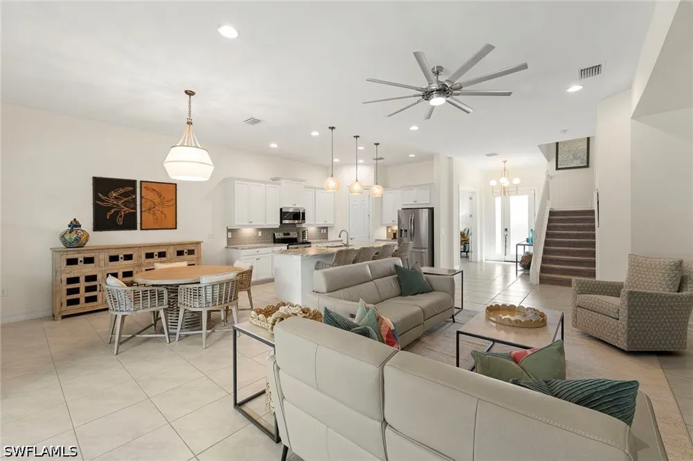 Stern Way Naples, FL 34114