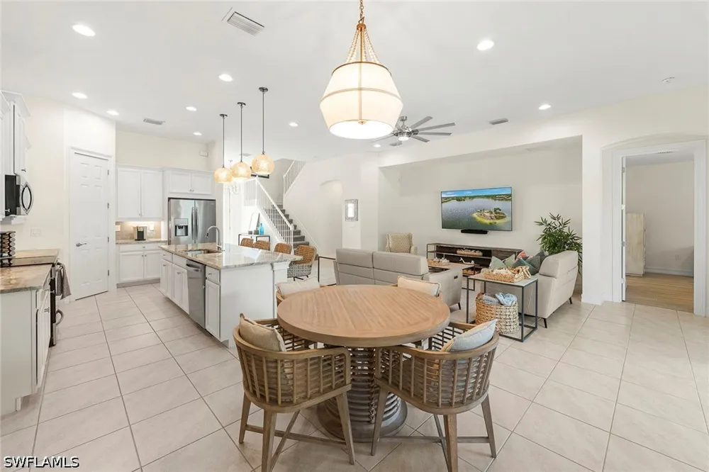 Stern Way Naples, FL 34114