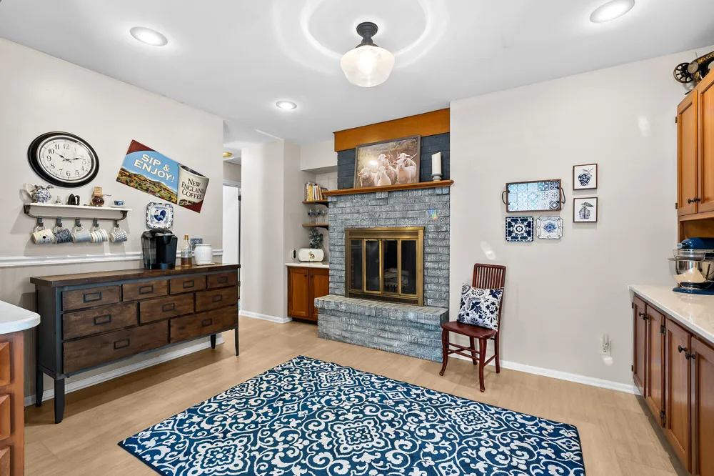 2411 Waite Avenue Kalamazoo, MI 49008