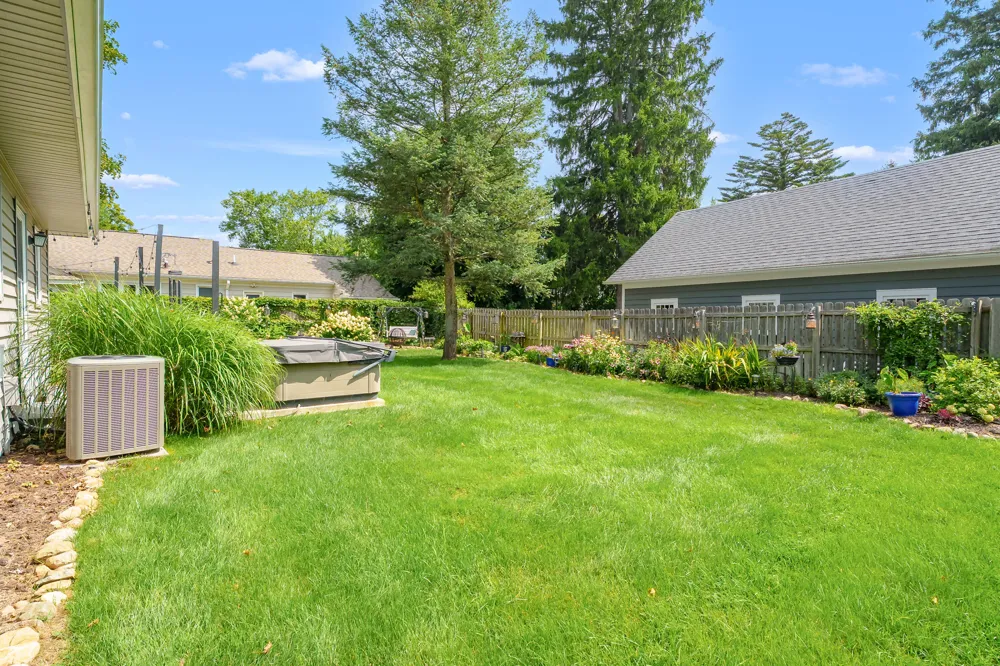2411 Waite Avenue Kalamazoo, MI 49008