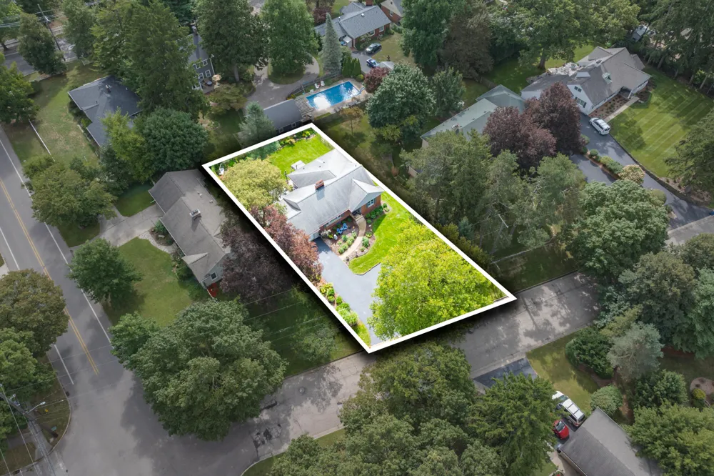 2411 Waite Avenue Kalamazoo, MI 49008