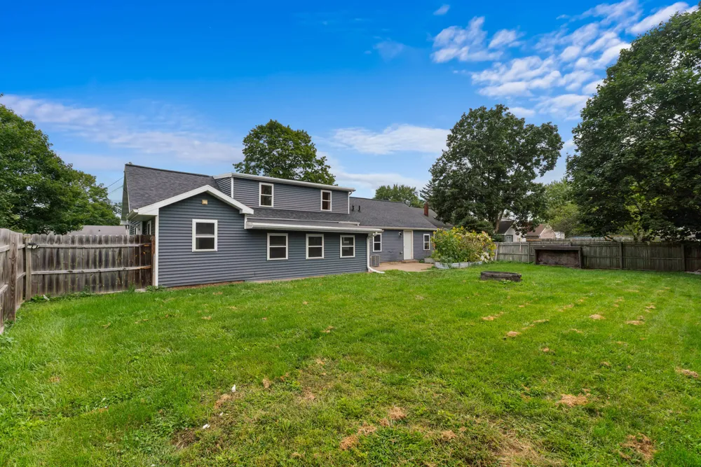 145 Falcon Road Jackson, MI 49202